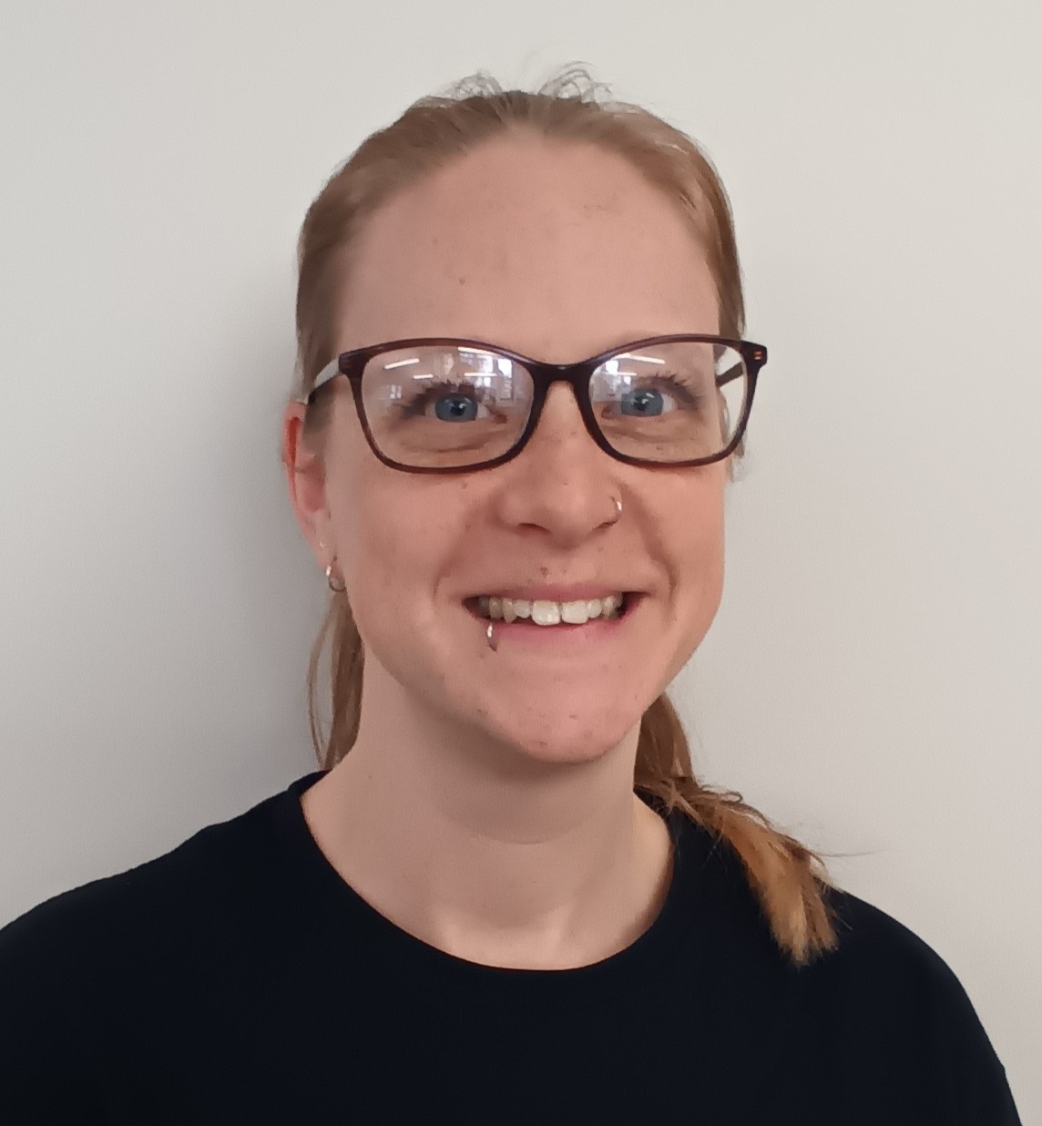 Becca Poulter (Treasures)